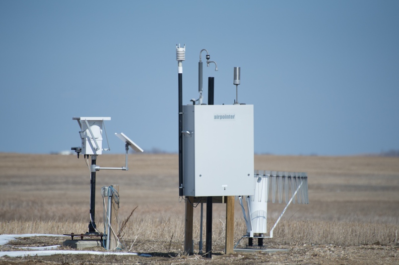 Airpointer compact air quality monitoring system installed in the field